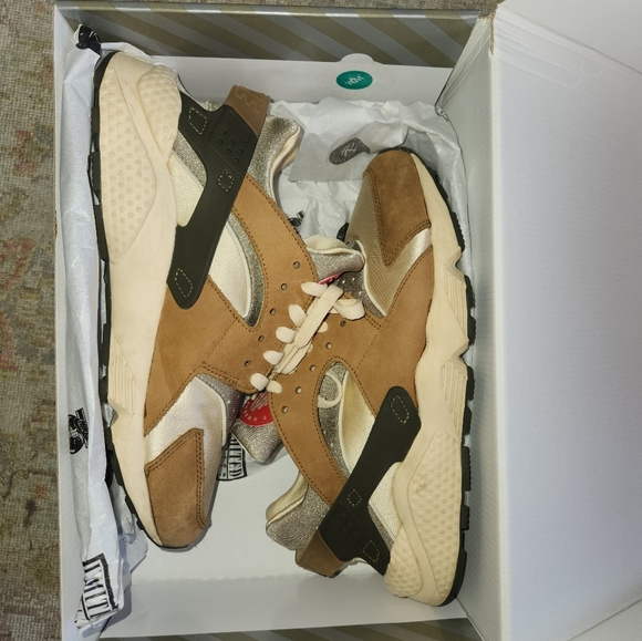 Nike Air Huarache LE Stussy collab - Picture 2 of 6
